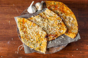 Cheese Garlic Naan