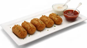 Veg Fried Momos [6 Pieces]