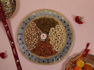 Dry Fruit Thal Gift Pack (1)