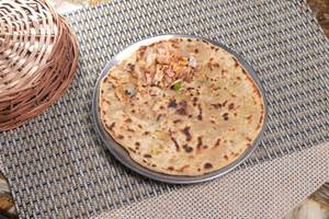 Aloo Pyaz Paratha