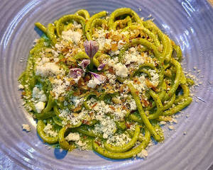 Bucatini In Kale Pesto