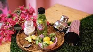 Kiwi iced tea