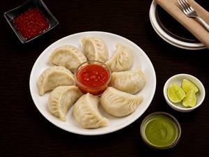 Chicken Steamed Momos [8 Pieces]