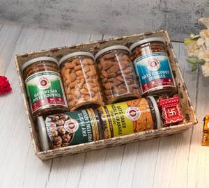 The Promise Gift Hamper With Cookies Dry Fruit Laddoo Crackers Cashew Almond Cans Festive Treats