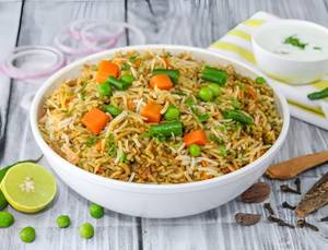 Vegetable Biryani Combo 