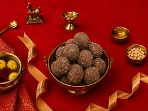 BELLAM RAGI LADDU