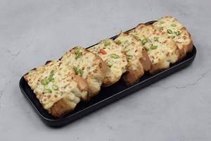 Chilli Cheese Garlic Bread