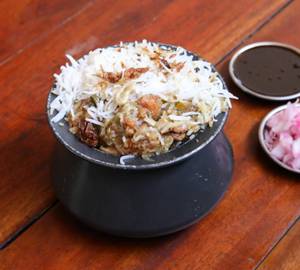 Rahmaniya Special Chicken Biryani