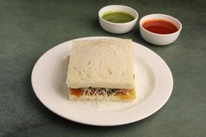 Aloo Matar Cheese Sandwich