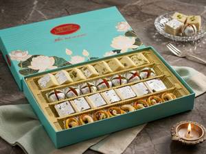 Kaju and Khoya Assorted Mithai Box