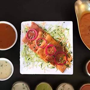 Cheesy Spring Dosa