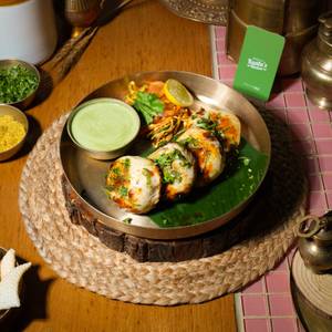 Butter Chicken Cheesy Naan Bombs