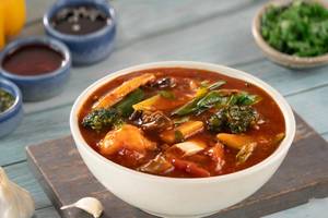 Veggies In Hot Garlic Sauce Gravy