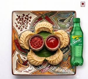 Combo Steamed Chicken Schezwan Momos 5-Pieces & Sprite 250Ml