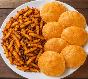 Aloo Bhujia With 6 Poori