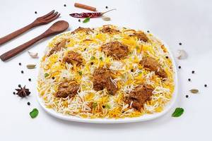 Lucknowi Chicken Dum Biryani Serves 4