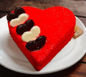 Red Velvet Cake (500 Grams)