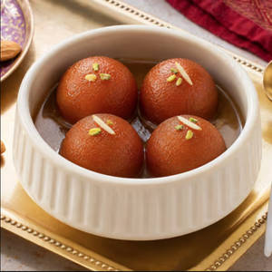 Gulab Jamuns (4 Pcs)