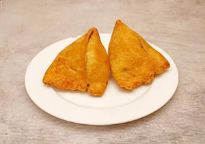 Samosa [1 Plate, 2 Pieces]