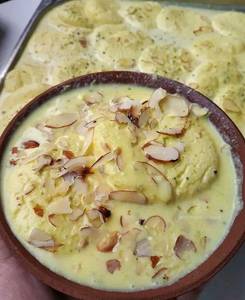 Special Rasmalai [2 Pieces]