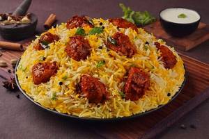 Lucknowi Ghee Roast Chicken Biryani (Serves 1).