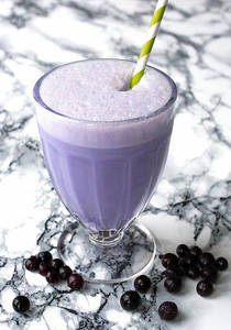 Black Current Shake