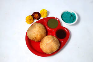 Pyaz Kachodi Plate