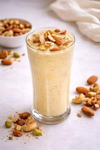 Dry fruit shake