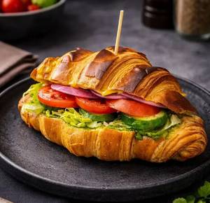 Croissant Sandwich Combo ??99
