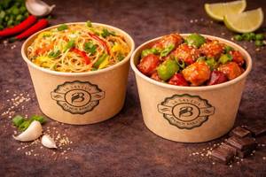 Hakka Noodles + Chilli Paneer
