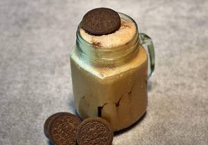 Oreo Chocolate Milkshake