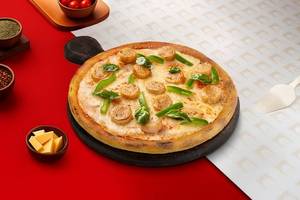 Chicken Sausage & Capsicum Pizza Mania