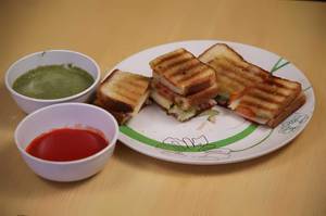 Vegetable grilled sandwich