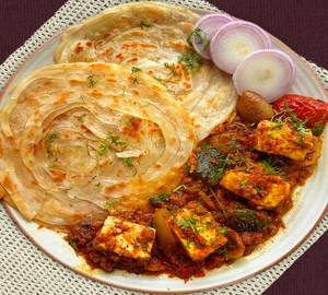 Paneer Laccha Paratha Combo