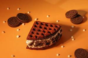 Oreo White Chocolate Waffle