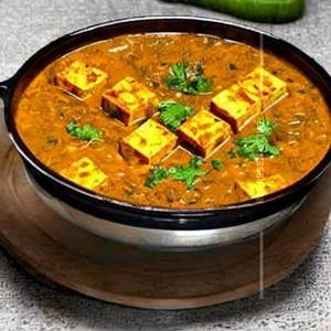 Matar Paneer