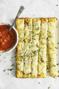 Cheesy Garlic Sticks