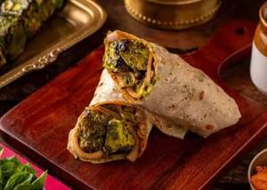 Paneer Hariyali Roll