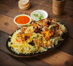 Hyderabadi Chicken Dum Biryani
