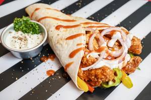 Al-baik Spicy Chicken Roll