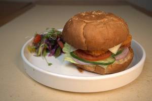 Crispy Cottage Cheese Burger