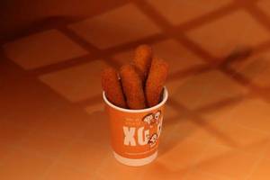 Mozzarella Sticks (4pc)