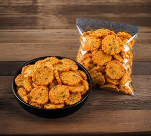 Methi Mathri [200 Grams]