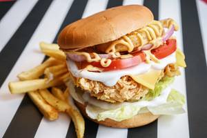 Al Baik Special Chicken Burger
