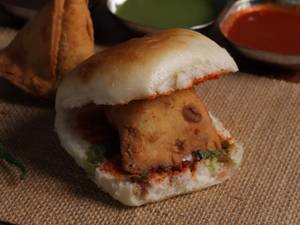 Swaminarayan Samosa Pav