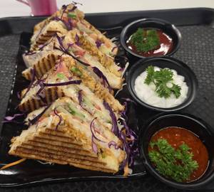 Chicken club sandwich