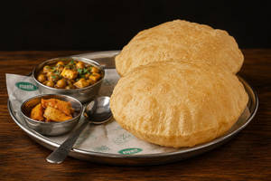 Channa Poori Atta Wali