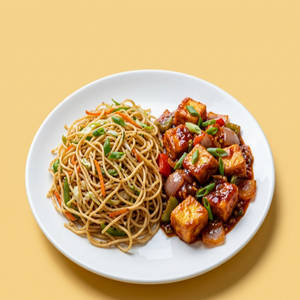 Chilli Paneer With Noodles