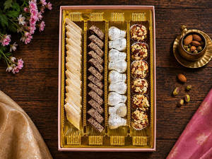 3 KAJU SWEETS BOX