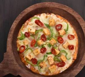 Spicy Paneer Pizza